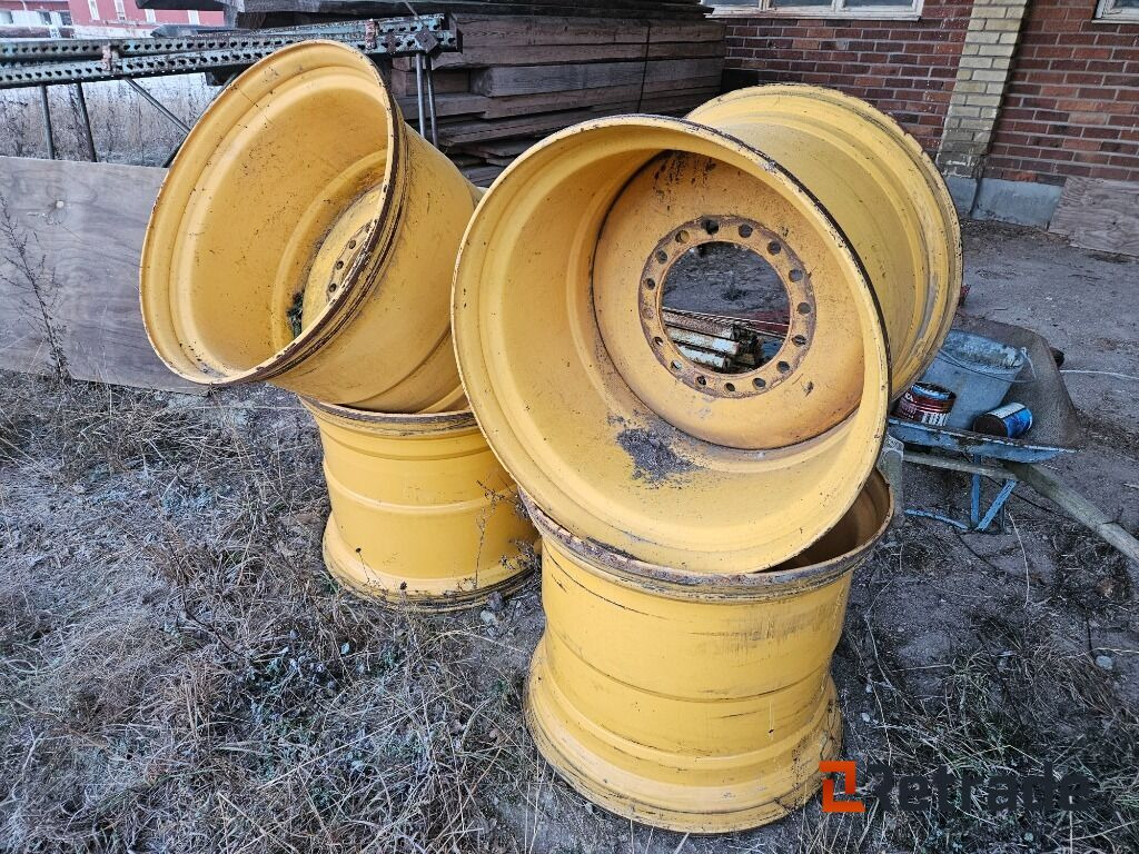 Volvo L90 29,5 fälgar extra breda - Construction machinery: picture 1 Volvo L90 29,5 fälgar extra breda - Construction machinery: picture 1