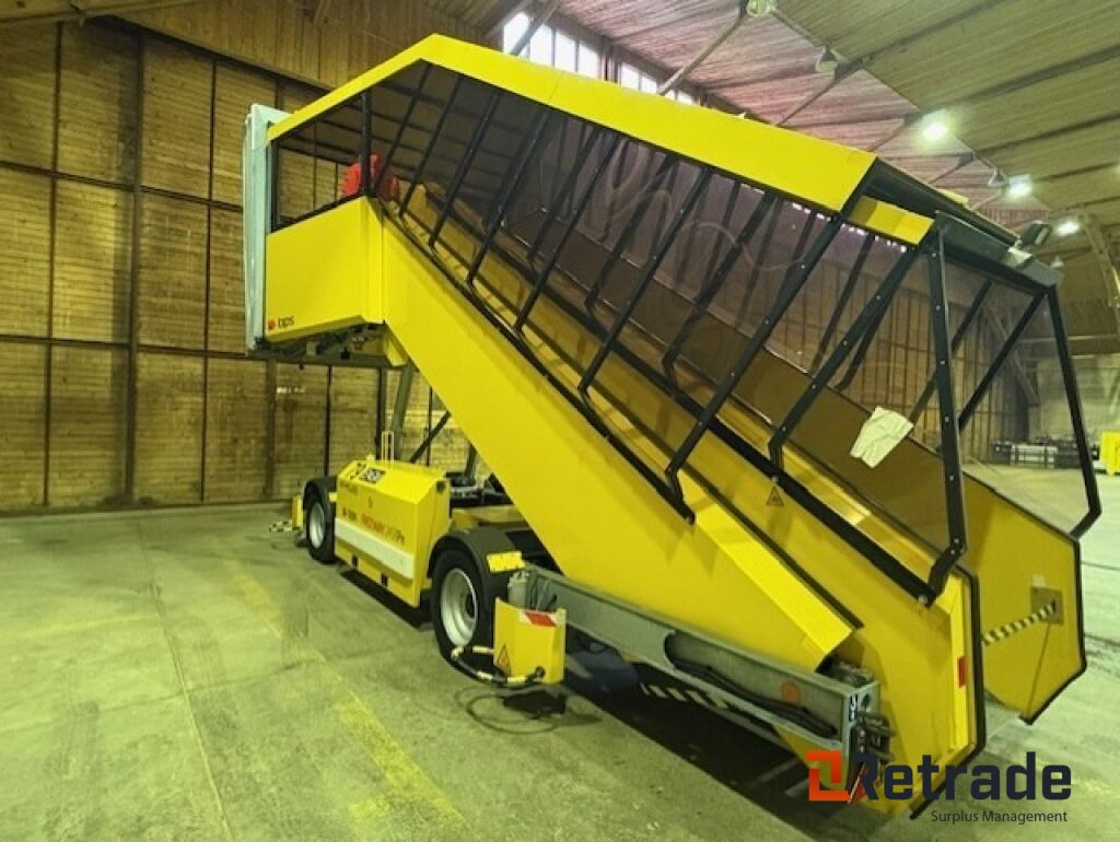 Flytrapp - TIPS FREEWAY 2458Pe - Lav timestand. - Passenger stairs: picture 2 Flytrapp - TIPS FREEWAY 2458Pe - Lav timestand. - Passenger stairs: picture 2