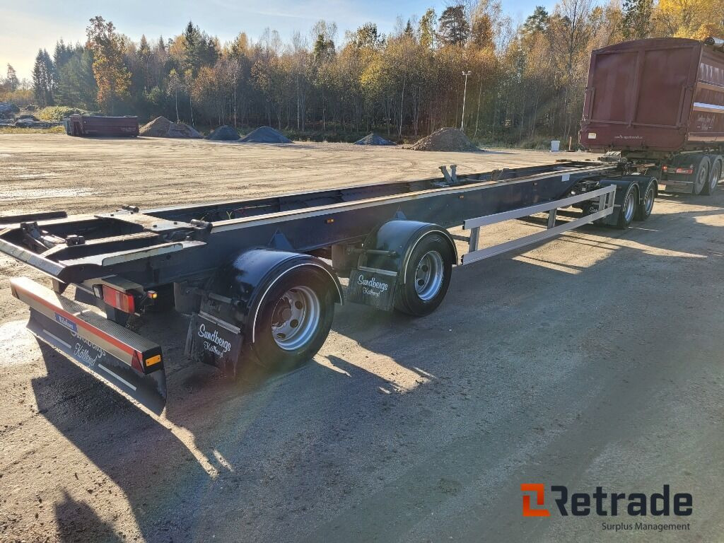 Lastväxlarsläp KILAFORS 4 axligt , med fjärrkontroll -2016 - Chassis trailer: picture 3 Lastväxlarsläp KILAFORS 4 axligt , med fjärrkontroll -2016 - Chassis trailer: picture 3