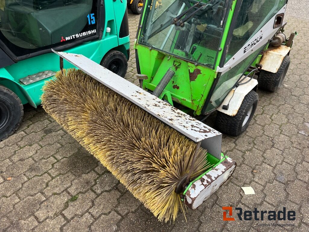 Redskabsbærer EGHOLM Kompaktbærer Med Egholm frontkost - Municipal/ Special vehicle: picture 2 Redskabsbærer EGHOLM Kompaktbærer Med Egholm frontkost - Municipal/ Special vehicle: picture 2