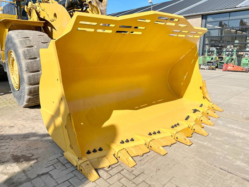 Cat 988K Bucket - New / Unused - Bucket for Construction machinery: picture 2 Cat 988K Bucket - New / Unused - Bucket for Construction machinery: picture 2
