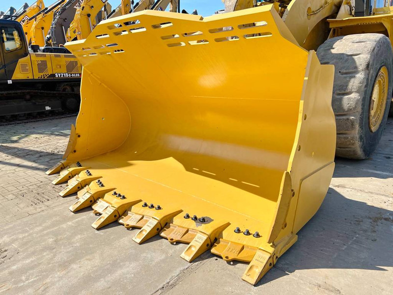 Cat 988K Bucket - New / Unused - Bucket for Construction machinery: picture 1 Cat 988K Bucket - New / Unused - Bucket for Construction machinery: picture 1
