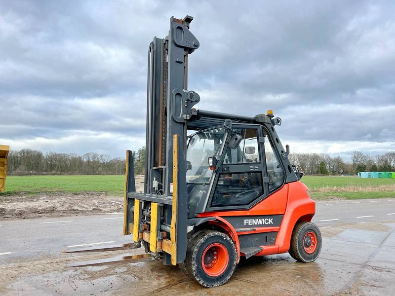 Linde H70T-02 Side shift / Fork positioners - LPG forklift: picture 1 Linde H70T-02 Side shift / Fork positioners - LPG forklift: picture 1