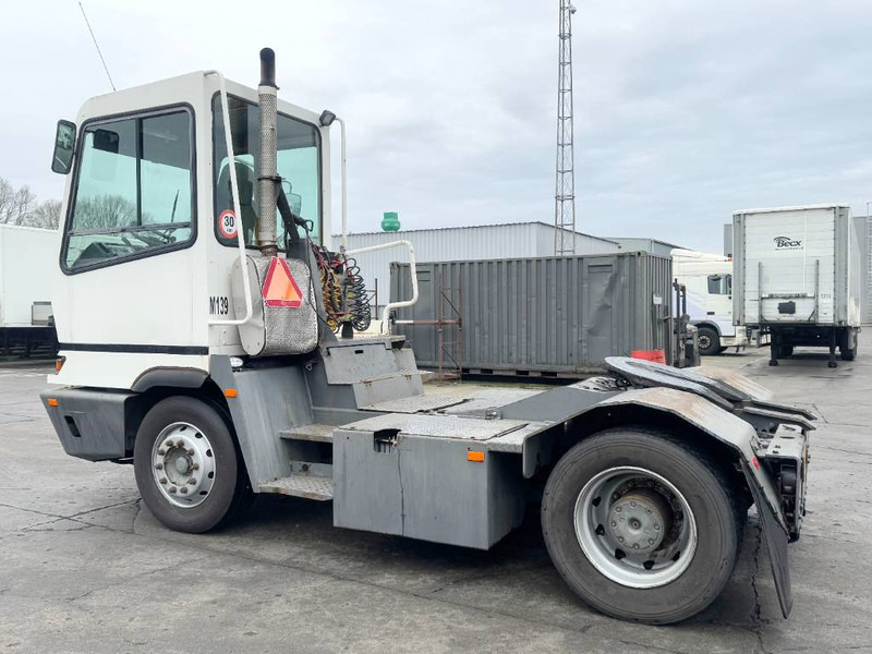 Terberg YT222 - Dutch truck / Automatic / 55t Payload - Terminal tractor: picture 2 Terberg YT222 - Dutch truck / Automatic / 55t Payload - Terminal tractor: picture 2