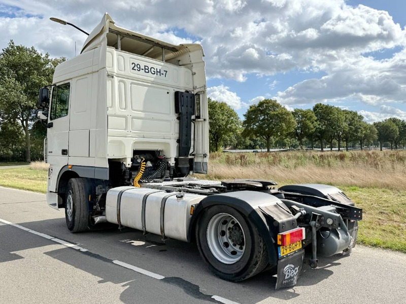 DAF XF105.460 - Automatic / Airco / Cruise Control - Tractor unit: picture 2 DAF XF105.460 - Automatic / Airco / Cruise Control - Tractor unit: picture 2