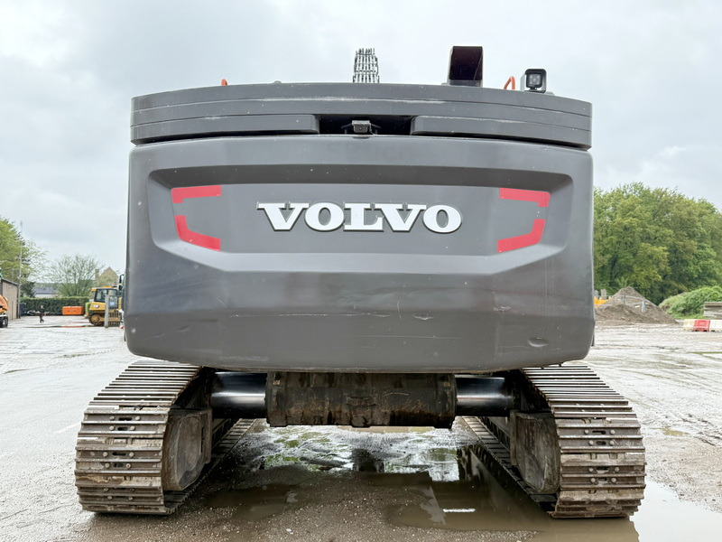 Volvo EC380EHR - Crusher: picture 3 Volvo EC380EHR - Crusher: picture 3