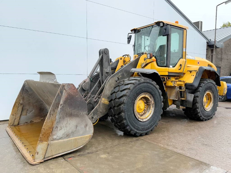Volvo L120G - 3rd Function / Quick Coupler / Auto Lube - Wheel loader: picture 2 Volvo L120G - 3rd Function / Quick Coupler / Auto Lube - Wheel loader: picture 2