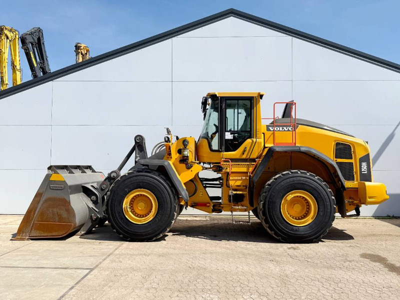 Wheel loader Volvo L150H - German Machine / Auto Greasing / Camera: picture 1