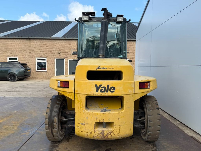 Yale GDP120DB - Triplex / Side Shift / Fork Positioners - Diesel forklift: picture 5 Yale GDP120DB - Triplex / Side Shift / Fork Positioners - Diesel forklift: picture 5