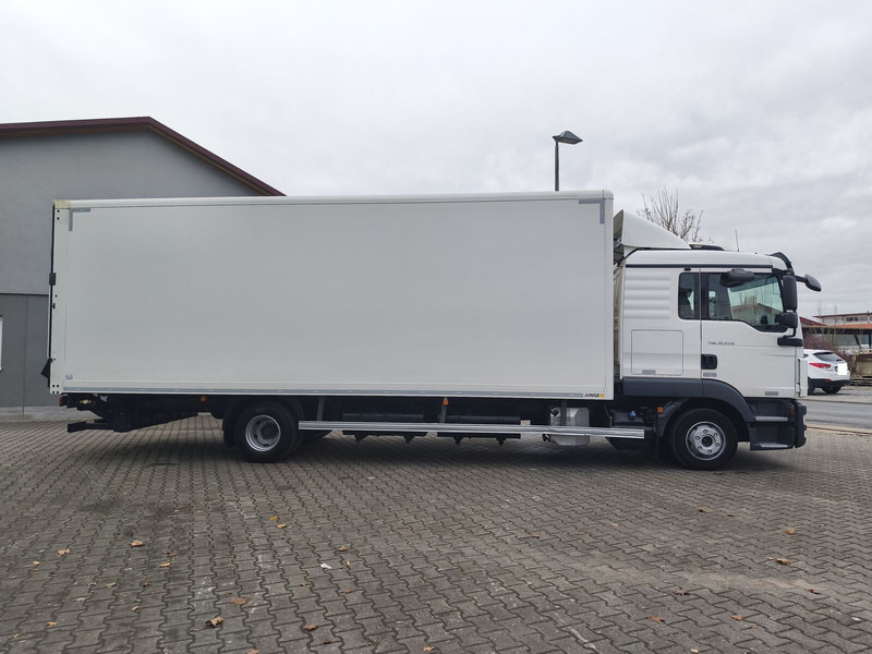 MAN TGL 12.250 Koffer Euro 6 4x2 LBW AHK (33) - Box truck: picture 4 MAN TGL 12.250 Koffer Euro 6 4x2 LBW AHK (33) - Box truck: picture 4