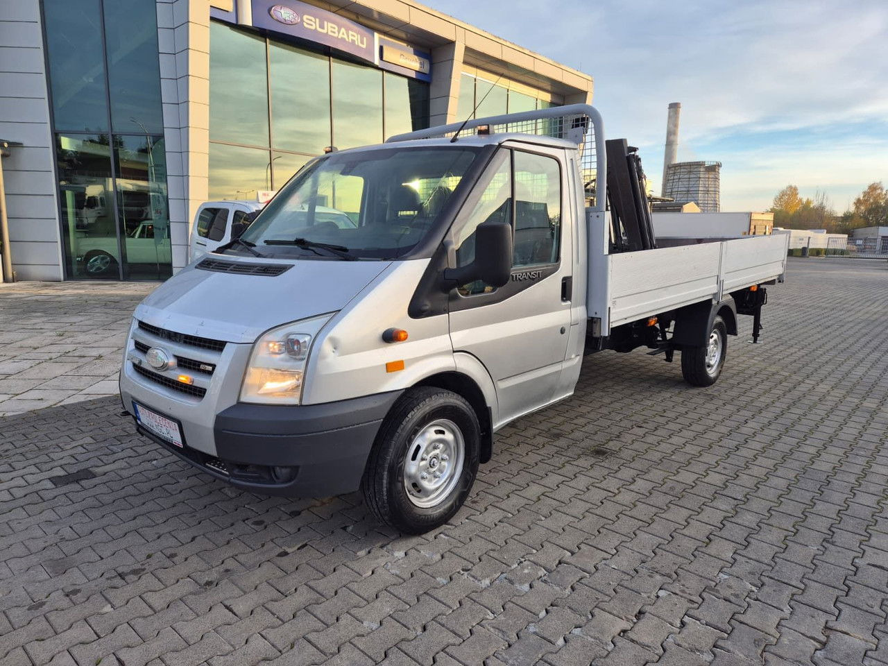Ford Transit 350 2.4 TDCi / Very Strong Hiab / 1 Owner / Serviced - Flatbed van: picture 1 Ford Transit 350 2.4 TDCi / Very Strong Hiab / 1 Owner / Serviced - Flatbed van: picture 1