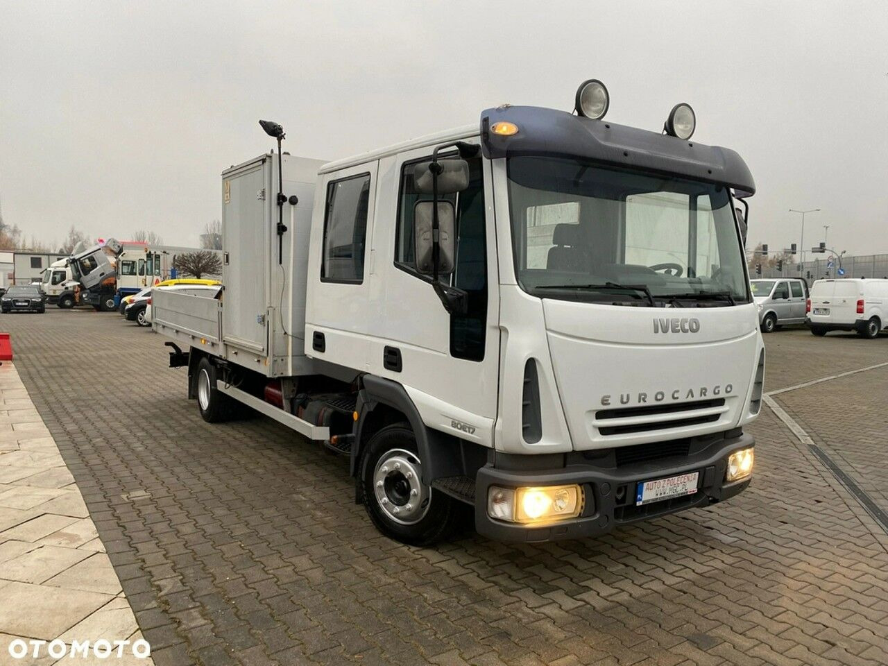 Iveco Eurocargo ML80E17 - Dropside/ Flatbed truck, Crane truck: picture 5 Iveco Eurocargo ML80E17 - Dropside/ Flatbed truck, Crane truck: picture 5