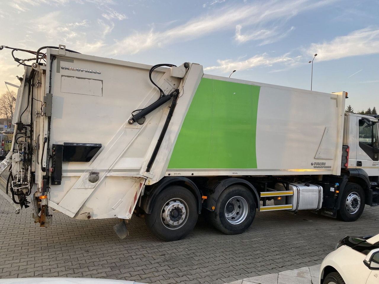 Garbage truck Iveco Stralis 330 EEV / Faun Vario Press 11 / Service NEW / TOP: picture 6