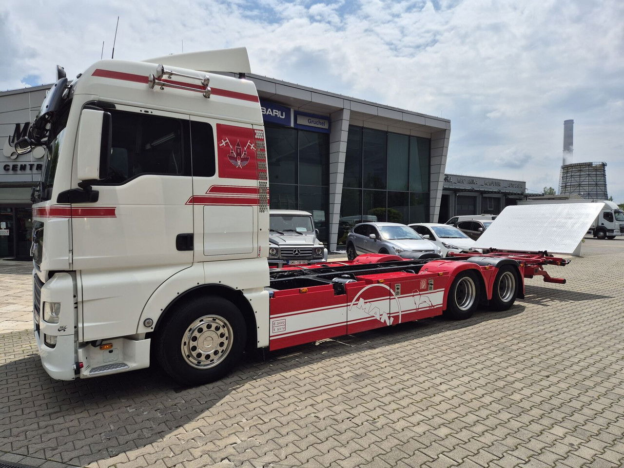 MAN TGX 28 28.420 , 6x2-2 LL + Trailer HFR KM 20 / 1 Owner / E6 /Techni - Container transporter/ Swap body truck: picture 4 MAN TGX 28 28.420 , 6x2-2 LL + Trailer HFR KM 20 / 1 Owner / E6 /Techni - Container transporter/ Swap body truck: picture 4