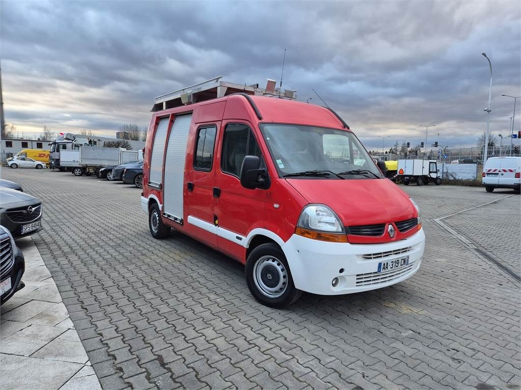 Renault Master 2.5 DCi / ONLY 25TKM!!! / LIKE NEW / WE HAV - Fire truck: picture 5 Renault Master 2.5 DCi / ONLY 25TKM!!! / LIKE NEW / WE HAV - Fire truck: picture 5