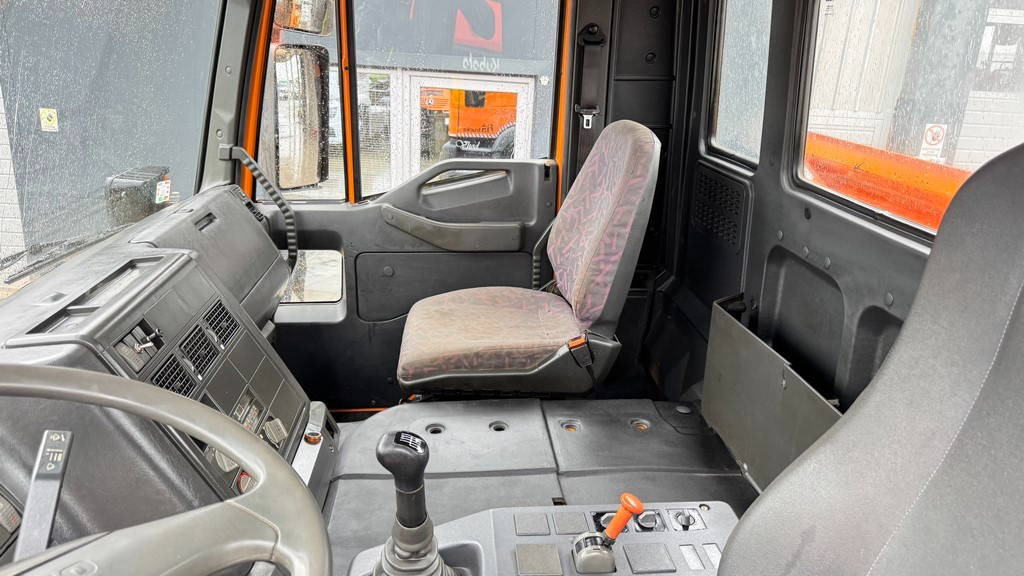 Tipper Iveco Eurotrakker 180EH25 4x4 meiller tipper: picture 28