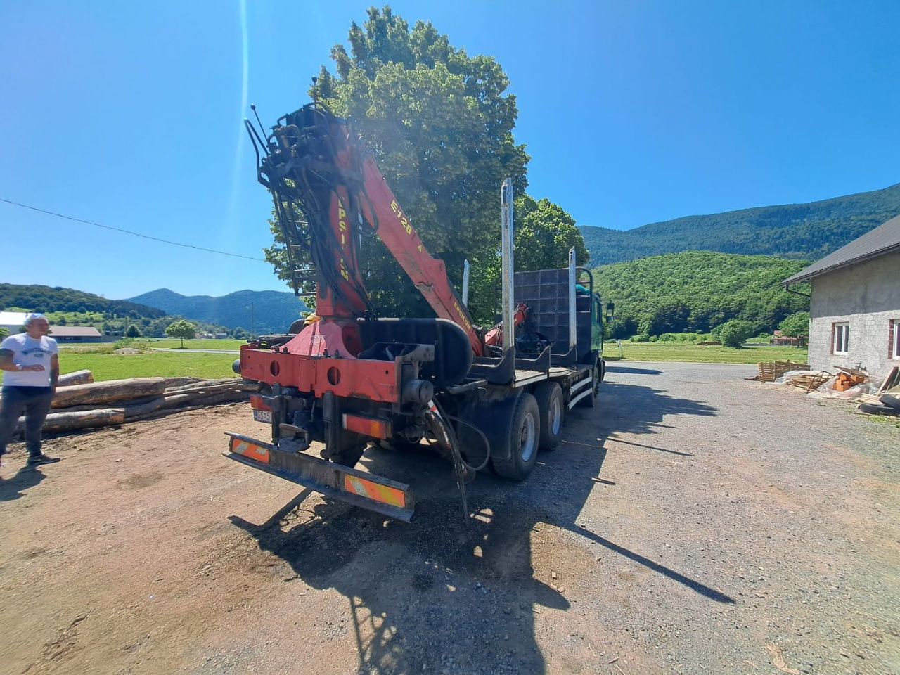 MAN 33.464 6x4 forest truck - Complete Spring - Epsilon E128 + scissors - Log truck: picture 4 MAN 33.464 6x4 forest truck - Complete Spring - Epsilon E128 + scissors - Log truck: picture 4