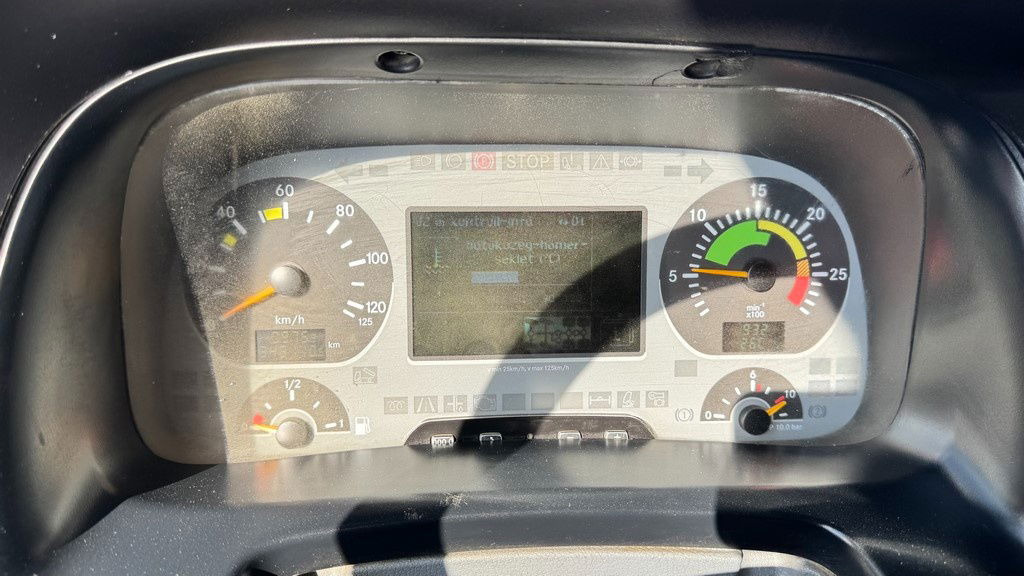 Leasing of  Mercedes-Benz Actros 4141 K 8x6 tipper - 19m3 Mercedes-Benz Actros 4141 K 8x6 tipper - 19m3: picture 26 Leasing of  Mercedes-Benz Actros 4141 K 8x6 tipper - 19m3 Mercedes-Benz Actros 4141 K 8x6 tipper - 19m3: picture 26