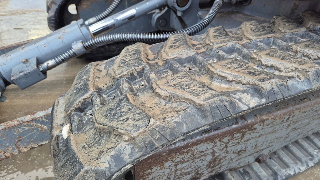 Takeuchi TB225 - 2021 Year - 1365 Hours - 3X Buckets - Mini excavator: picture 3 Takeuchi TB225 - 2021 Year - 1365 Hours - 3X Buckets - Mini excavator: picture 3