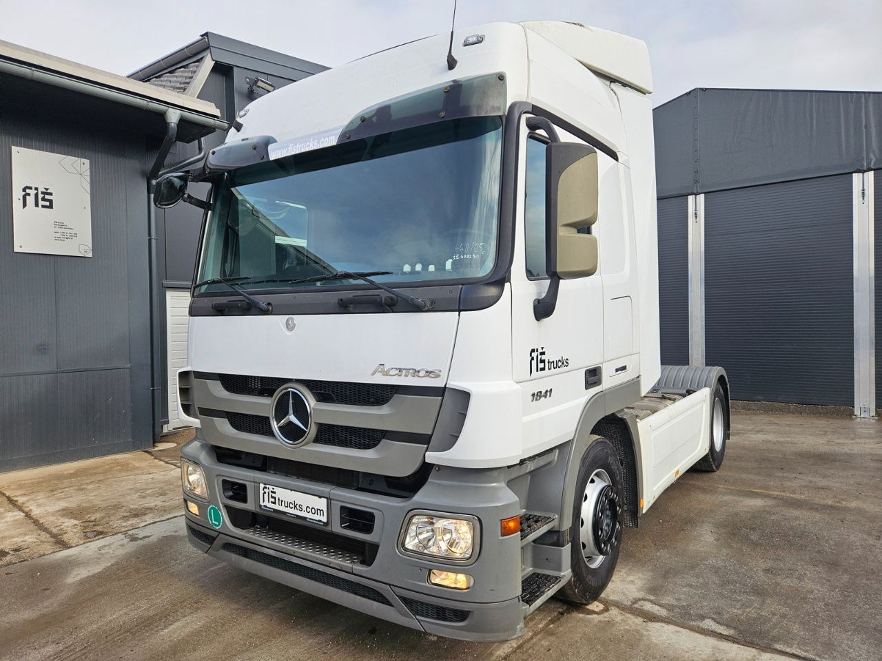 Mercedes-Benz Actros 1841 4x2 tractor unit - retarder - Tractor unit: picture 1 Mercedes-Benz Actros 1841 4x2 tractor unit - retarder - Tractor unit: picture 1