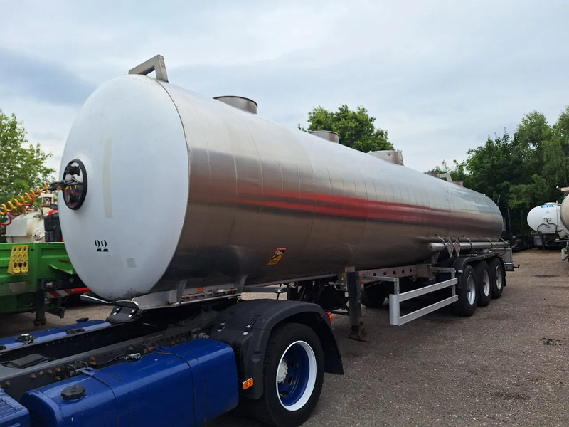 Magyar SR34EB - Tank semi-trailer: picture 4 Magyar SR34EB - Tank semi-trailer: picture 4