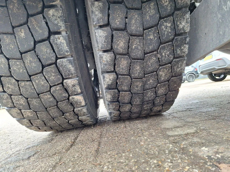 Tractor unit Scania R450 R450: picture 16