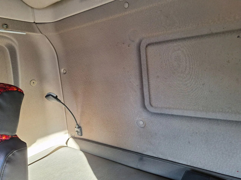 Tractor unit Scania R520 R520 V8: picture 13 Tractor unit Scania R520 R520 V8: picture 13