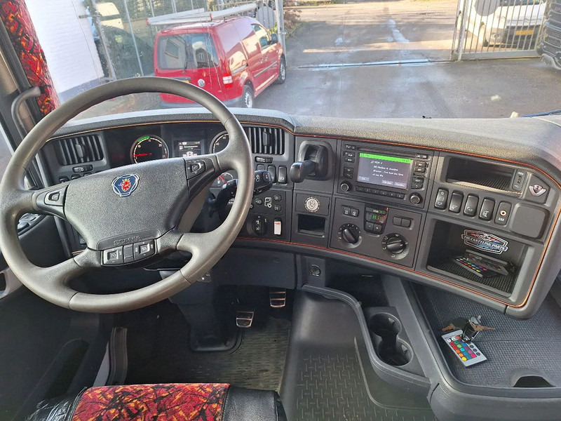 Tractor unit Scania R520 R520 V8: picture 7