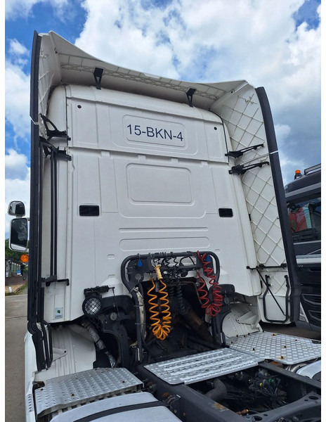 Tractor unit Scania R520 R520 V8: picture 7 Tractor unit Scania R520 R520 V8: picture 7