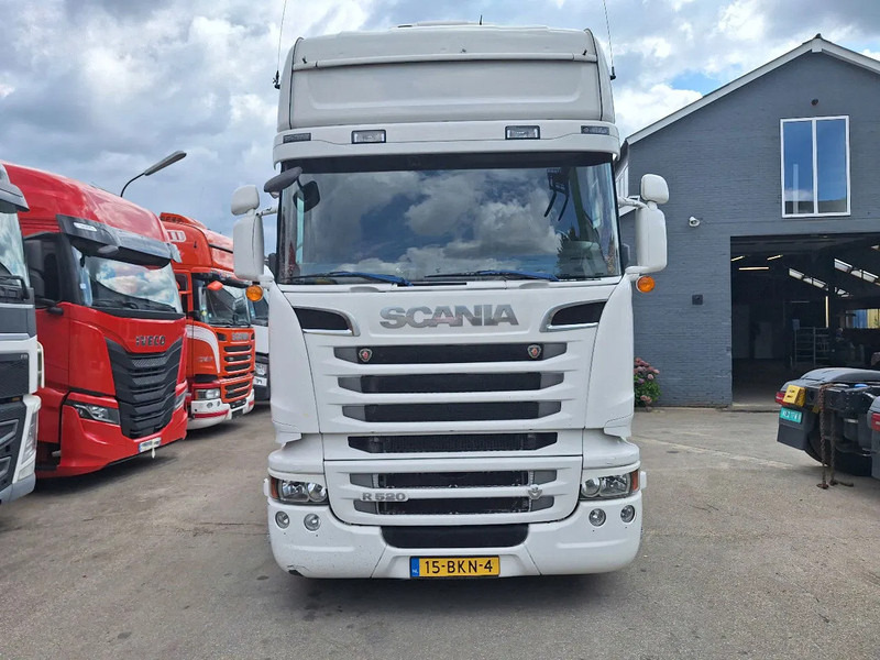 Scania R520 R520 V8 - Tractor unit: picture 3 Scania R520 R520 V8 - Tractor unit: picture 3