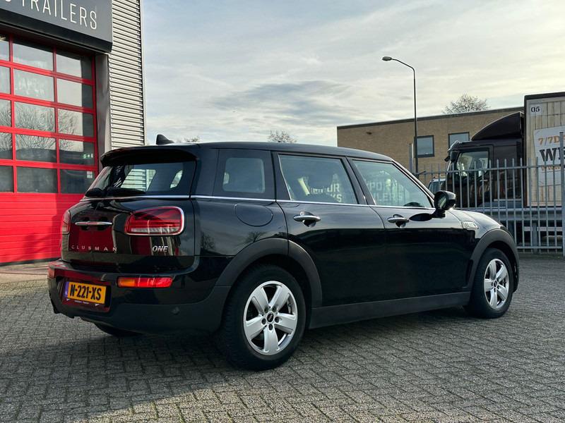 MINI Clubman One APK 24-03-2027 Apple Carplay - Car: picture 3 MINI Clubman One APK 24-03-2027 Apple Carplay - Car: picture 3