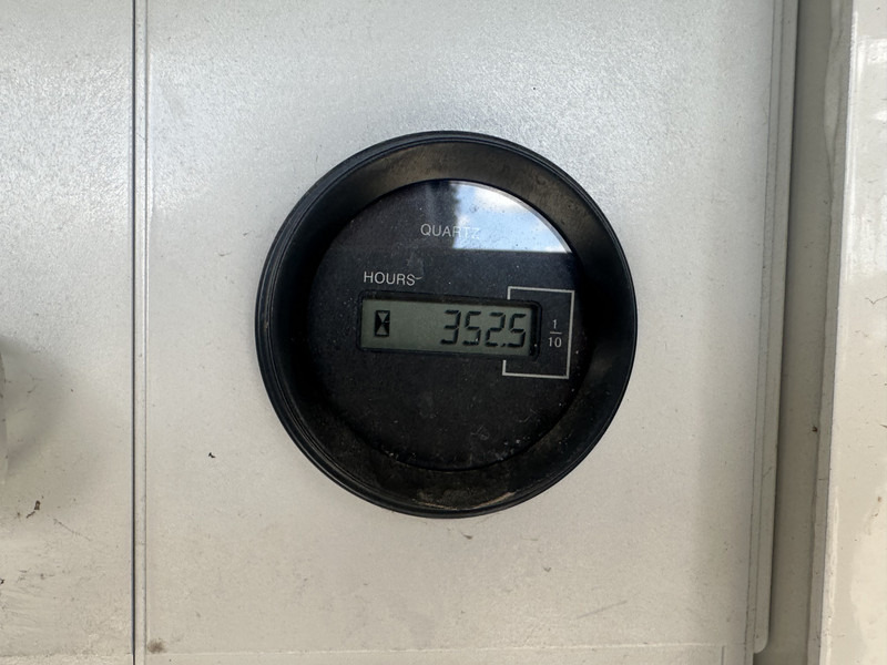 Renault Master 352 Hours + Airco - Van: picture 4 Renault Master 352 Hours + Airco - Van: picture 4