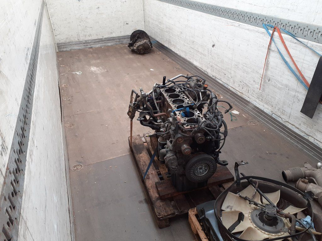 Box truck DAF LF 260 FA Motorschaden/engine defect: picture 8