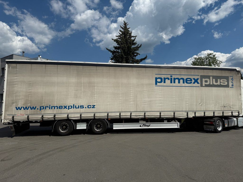 Fliegl MEGA/lowdeck 2xAchsen - Curtainsider semi-trailer: picture 2 Fliegl MEGA/lowdeck 2xAchsen - Curtainsider semi-trailer: picture 2
