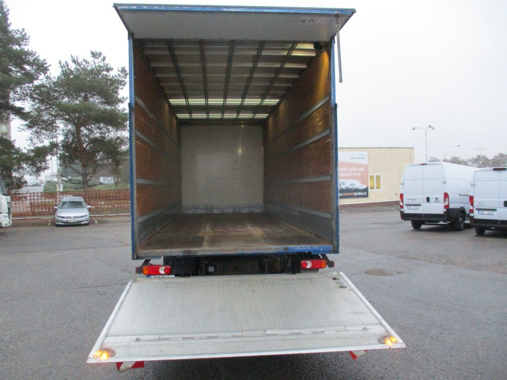 Iveco 120E25 mit LBW Iveco 120E25 mit LBW - Box truck: picture 4 Iveco 120E25 mit LBW Iveco 120E25 mit LBW - Box truck: picture 4