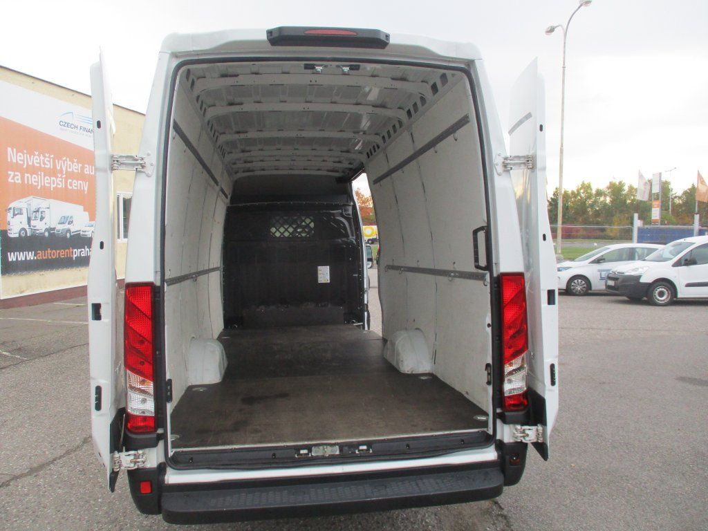 Iveco Daily 35S16  - Panel van: picture 5 Iveco Daily 35S16  - Panel van: picture 5