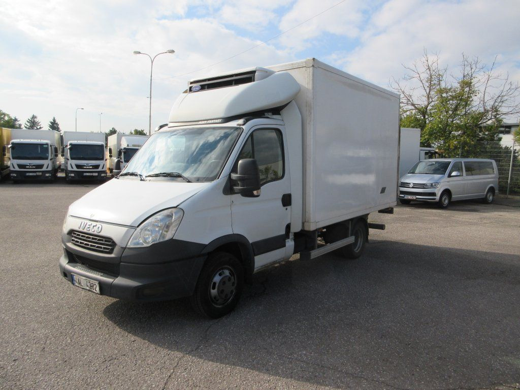 Refrigerated van Iveco Daily 50C15: picture 1