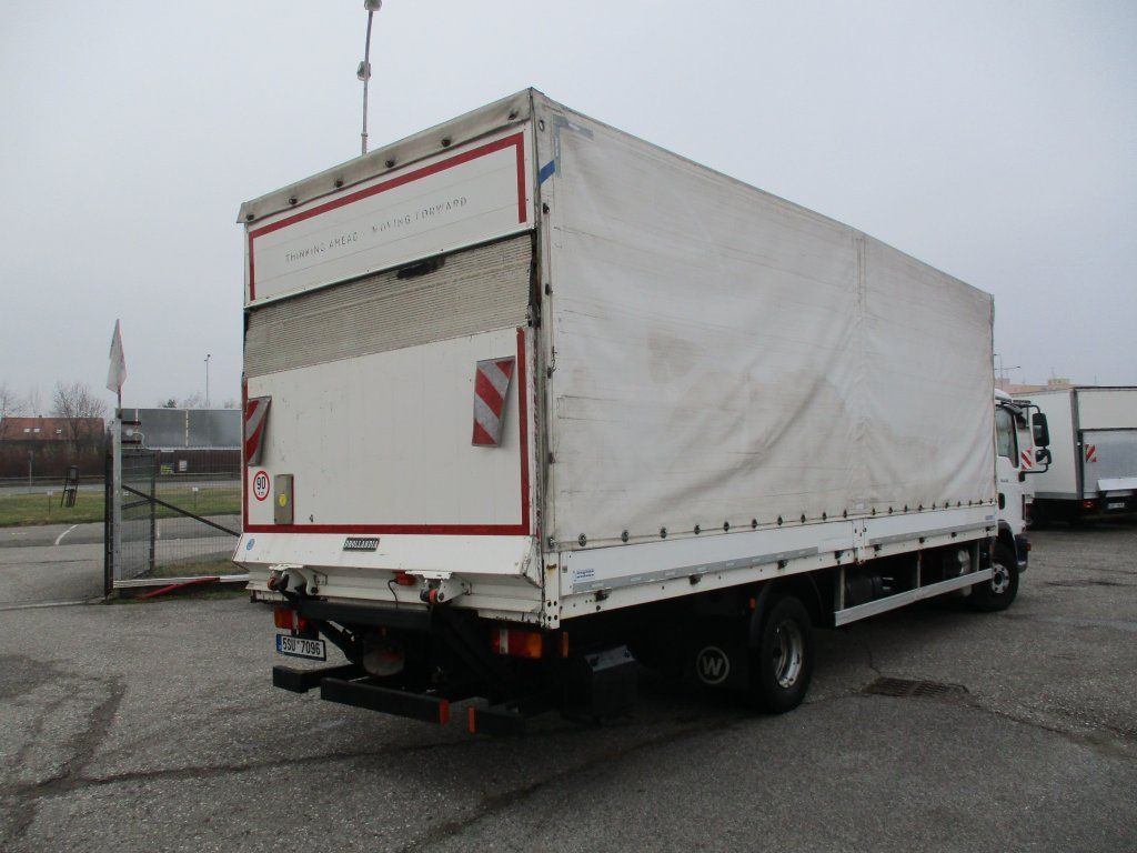 MAN TGL 12.250 - Curtainsider truck: picture 3 MAN TGL 12.250 - Curtainsider truck: picture 3