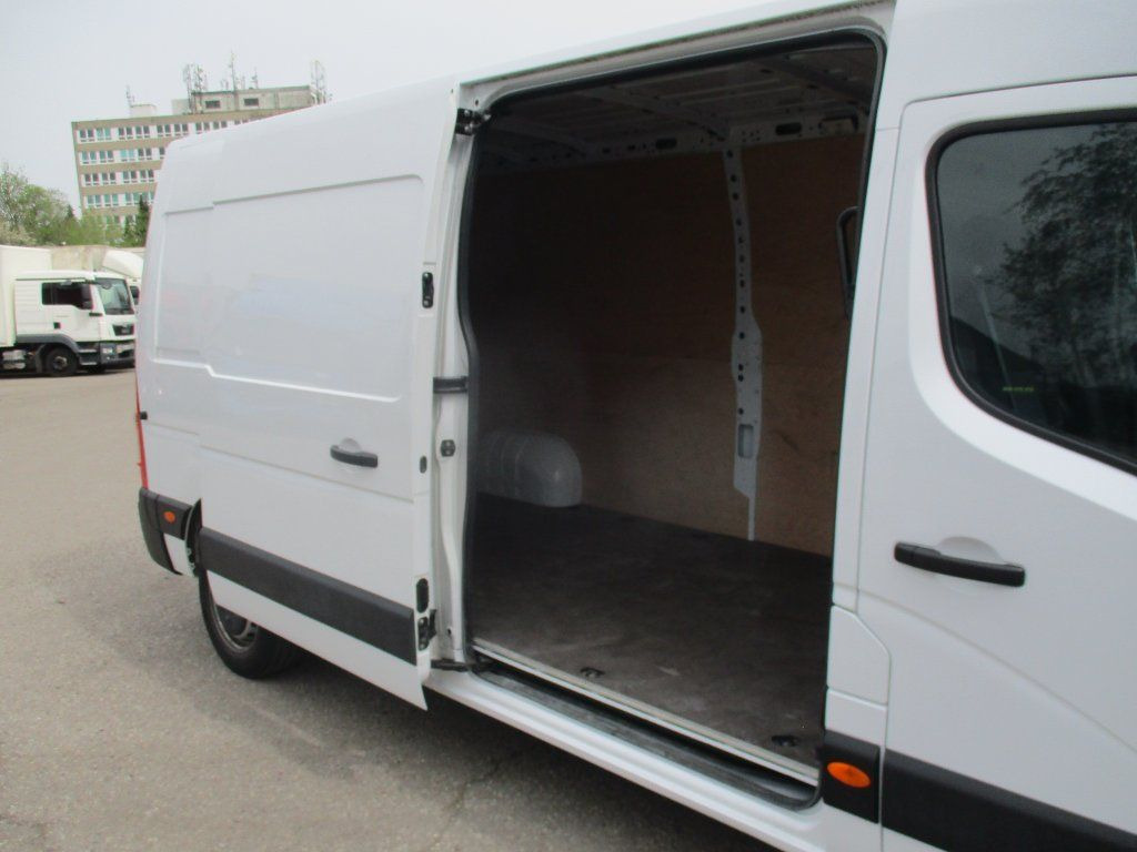 Renault Master 2.3fci L3H2 - Panel van: picture 5 Renault Master 2.3fci L3H2 - Panel van: picture 5