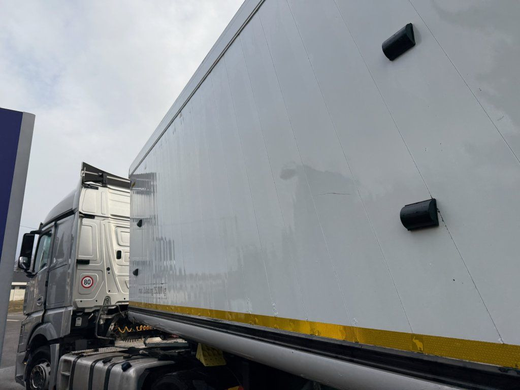 Schmitz Cargobull SKI 50m3 - Tipper semi-trailer: picture 5 Schmitz Cargobull SKI 50m3 - Tipper semi-trailer: picture 5