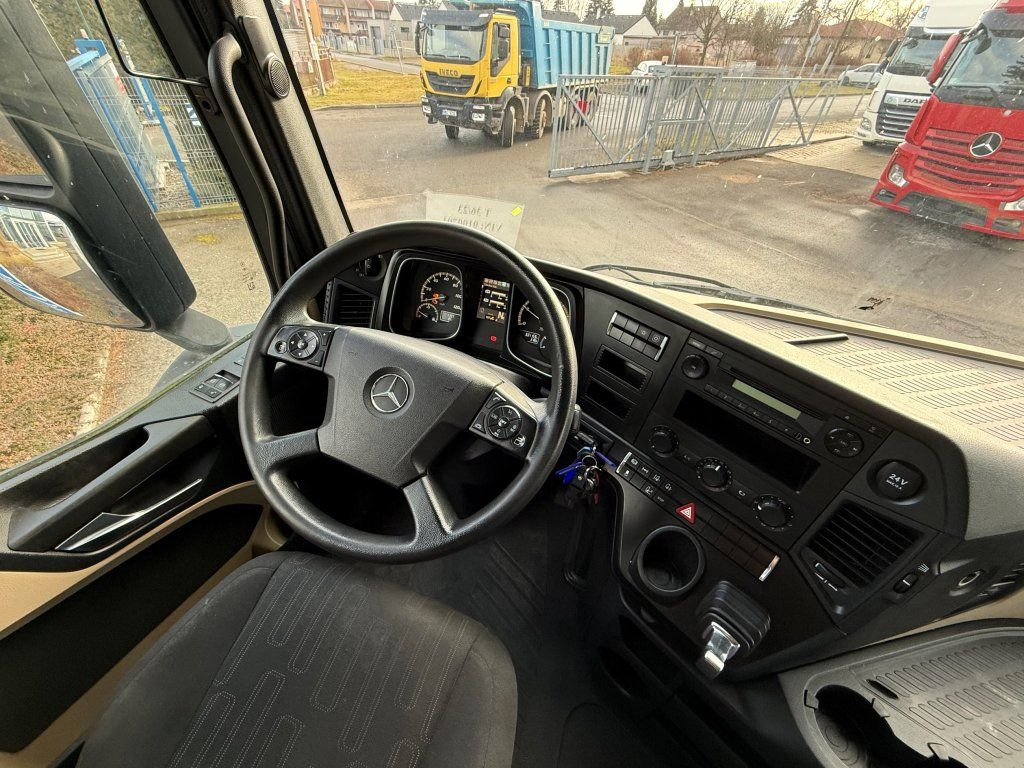 Tractor unit Mercedes-Benz 1845 Actros EURO 6 MEGA/lowdeck: picture 16