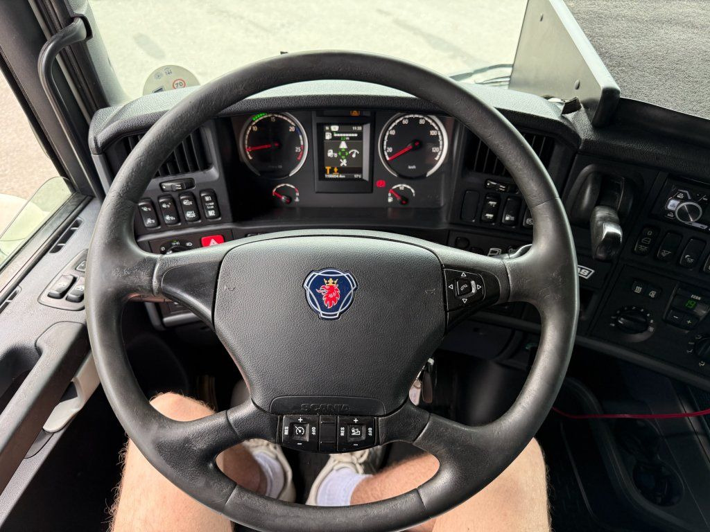 Tractor unit Scania R410 EURO 6 MEGA/lowdeck: picture 15 Tractor unit Scania R410 EURO 6 MEGA/lowdeck: picture 15