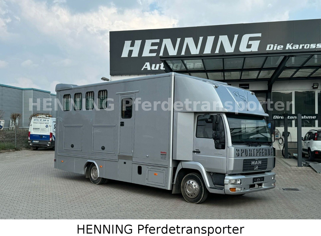 MAN L2000 *3 - Pferde* *WOHNRAUM* - Horse truck: picture 1 MAN L2000 *3 - Pferde* *WOHNRAUM* - Horse truck: picture 1