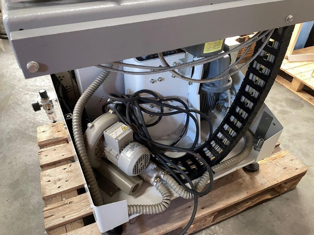 Polar Mohr half format automatic jogger Polar R-2 - Printing machinery: picture 4 Polar Mohr half format automatic jogger Polar R-2 - Printing machinery: picture 4