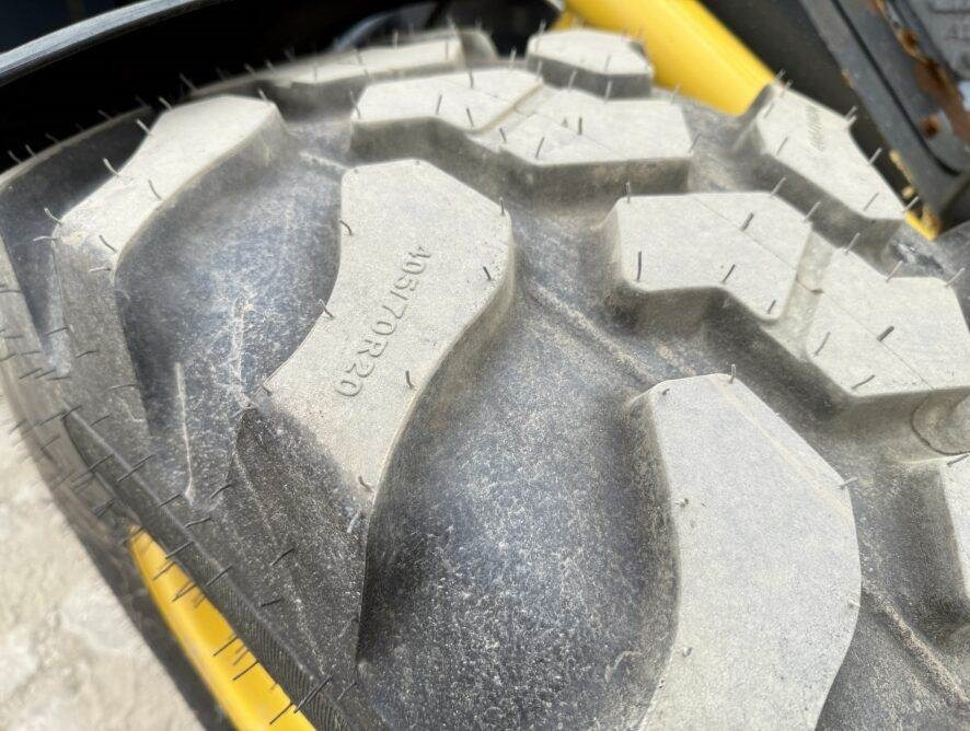Wheel loader Komatsu WA80M-7: picture 7