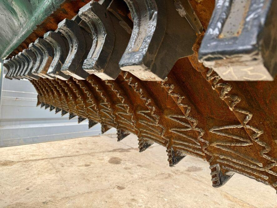 Komptech Terminator 5000S Hook - Industrial waste shredder: picture 3 Komptech Terminator 5000S Hook - Industrial waste shredder: picture 3
