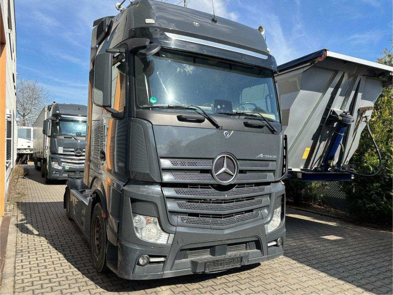 Mercedes-Benz Actros 1851 Retarder/Luft/Klima - Tractor unit: picture 3 Mercedes-Benz Actros 1851 Retarder/Luft/Klima - Tractor unit: picture 3