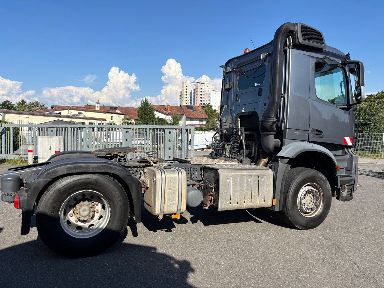 Tractor unit Mercedes-Benz Arocs 1842 Retarder/Kipphyd./Klima: picture 8