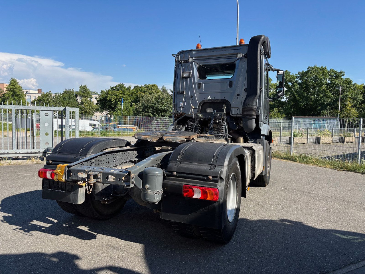 Tractor unit Mercedes-Benz Arocs 1842 Retarder/Kipphyd./Klima: picture 7