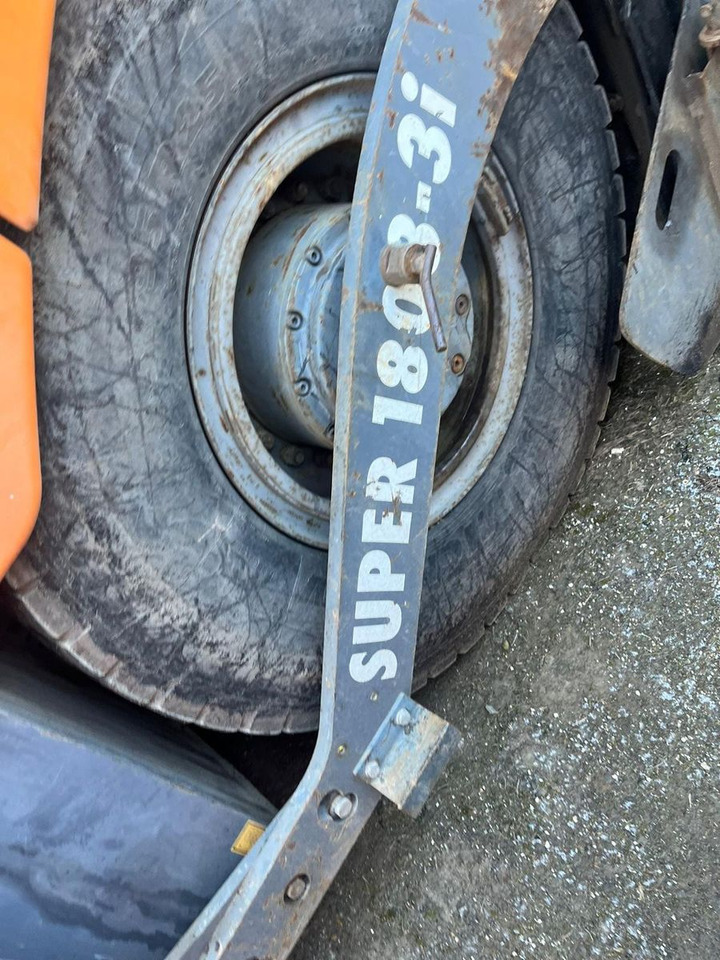 Leasing of Vögele SUPER 1800-3i Vögele SUPER 1800-3i Vögele SUPER 1800-3i Vögele SUPER 1800-3i: picture 6